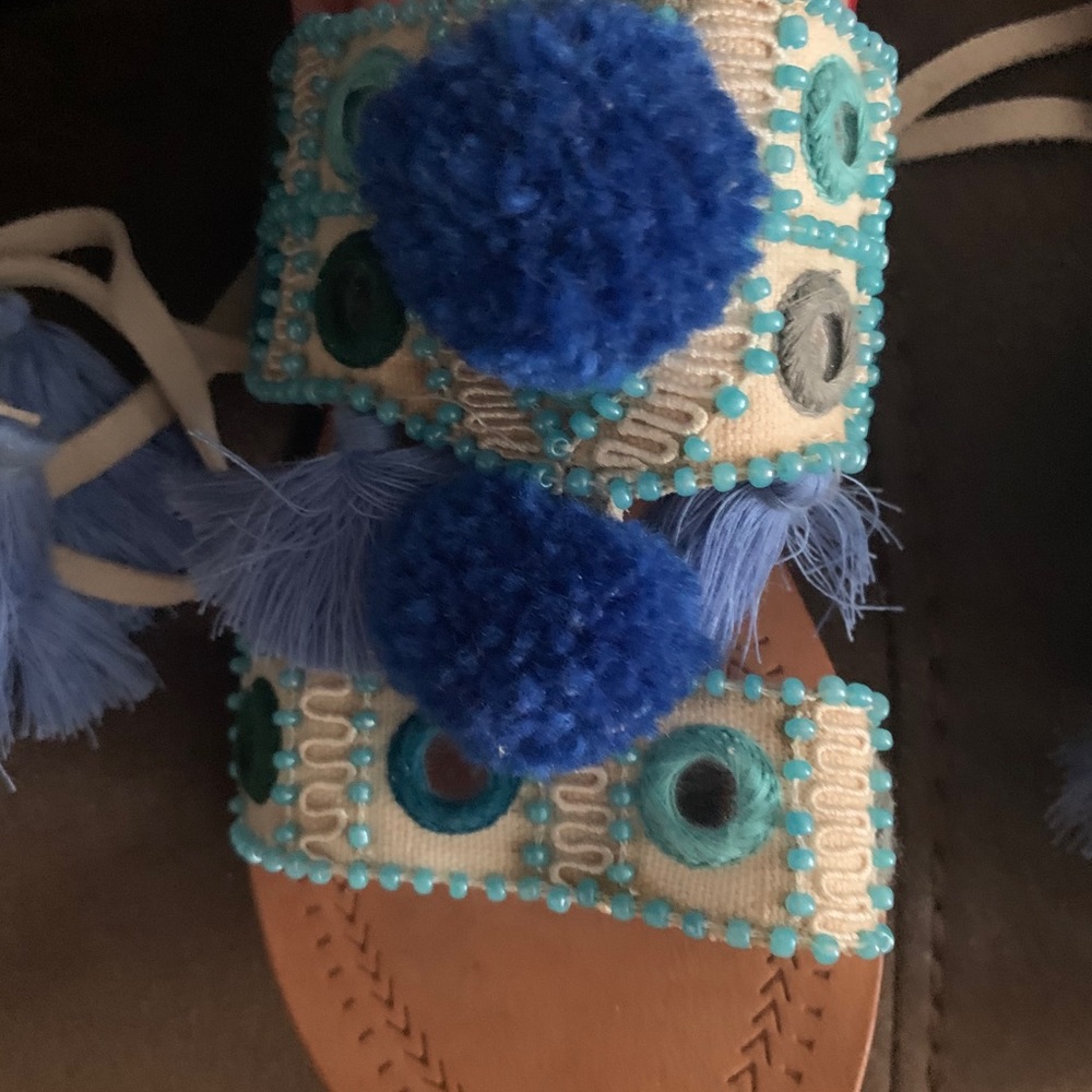 Sandals - Picture 3 of 4